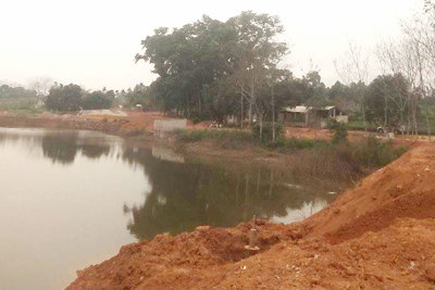 Hồ Gốc Si, huyện Ba Vì bị san lấp: Đùn đẩy trách nhiệm