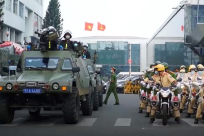 Công an TP Hồ Chí Minh triển khai lực lượng tham gia bảo vệ sân bay Tân Sơn Nhất