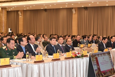 Thủ tướng Chính phủ Nguyễn Xuân Phúc: Cán bộ tư pháp gương mẫu sẽ ngăn chặn bớt vi phạm