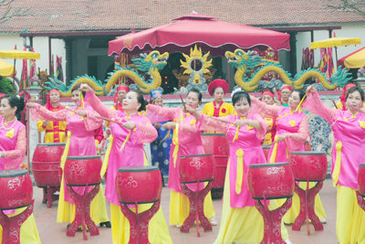 Lễ hội đầu Xuân đình Võng Thị