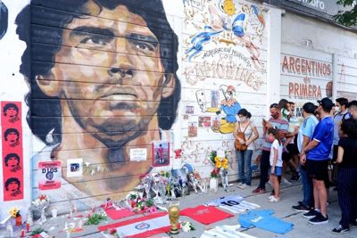Vĩnh biệt Diego Maradona