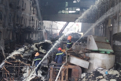 Dập tắt vụ cháy ở Cần Thơ, tập trung khắc phục ổn định đời sống công nhân