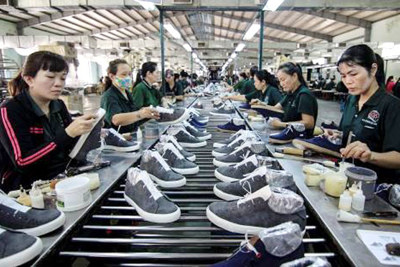 Hỗ trợ doanh nghiệp ngành da, giày, túi xách phát triển