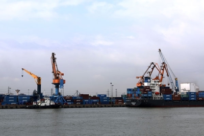 Hải Phòng khẳng định thu phí hạ tầng cảng biển đúng luật