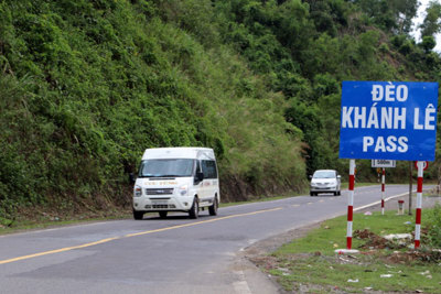 Sau sự cố sạt lở nghiêm trọng, đường nối Đà Lạt - Nha Trang lưu thông hai chiều trở lại