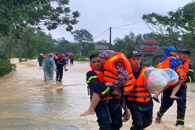 Quảng Trị chủ động sơ tán dân trước nguy cơ đe dọa của bão số 13