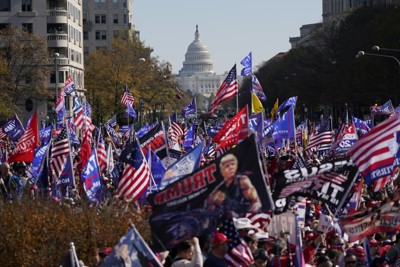 Hàng nghìn người tập trung tại Thủ đô Washington ủng hộ ông Trump