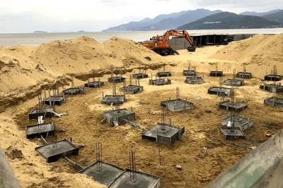 Bình Định: Đã tháo dỡ công trình không phép trên bãi biển Quy Nhơn