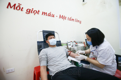 [Ảnh] Hà Nội: Mở lại các điểm hiến máu cố định sau Tết Nguyên đán 2021
