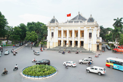 Công viên mở của Nhà hát Lớn Hà Nội: Điểm đến du lịch văn hóa đặc trưng