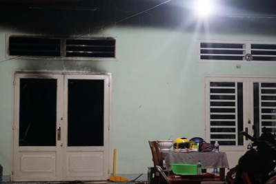 Cháy nhà trong đêm, 4 người trong gia đình thiệt mạng