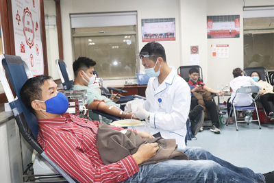 Đảm bảo tiếp nhận 360.000 đơn vị máu cung cấp cho các bệnh viện