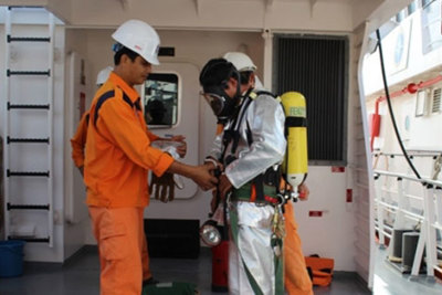 Phó Thủ tướng chỉ đạo tiếp tục tìm kiếm cứu nạn tàu Hải Thành 26