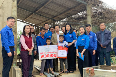 Tuổi trẻ Thủ đô tổ chức hoạt động tình nguyện hỗ trợ người dân miền Trung