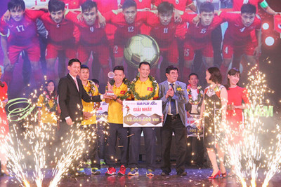 Tuyển Futsal Việt Nam nhận giải thưởng Fair-play 2016
