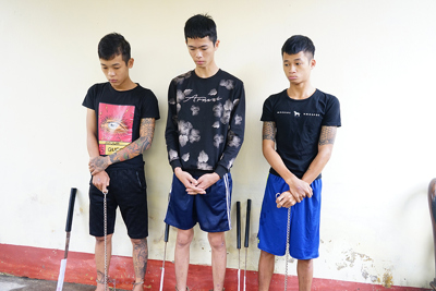 Quảng Nam: Khởi tố, bắt tạm giam 3 thanh niên rượt đuổi chém người