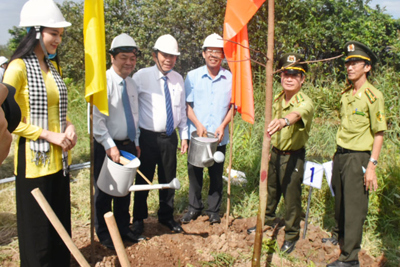 Thủ tướng gửi thư khen Bến Tre hưởng ứng trồng 10 triệu cây xanh