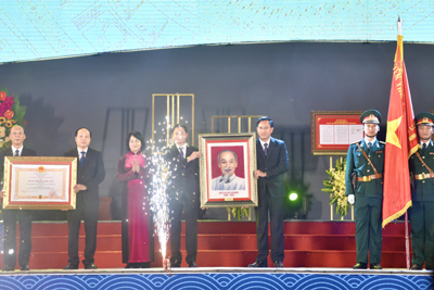 Quảng Yên đón nhận Huân chương Độc lập hạng Nhì và Quyết định thành lập Khu kinh tế ven biển