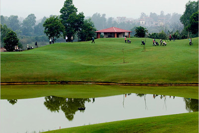 Duyệt quy hoạch mở rộng sân golf tại thị xã Sơn Tây