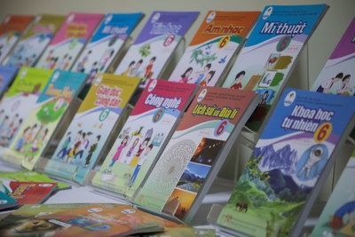 Hà Nội: Hơn 16.000 giáo viên lớp 6 tiếp cận sách giáo khoa mới
