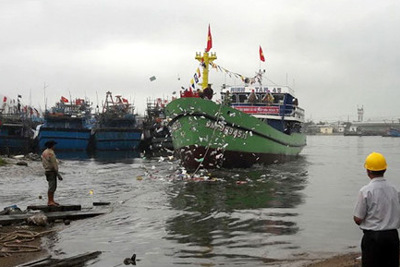 Hạ thủy thêm tàu vỏ thép đóng từ vốn vay theo Nghị định 67 tại Đà Nẵng