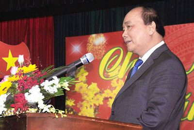 Thủ tướng Nguyễn Xuân Phúc gặp mặt nguyên lãnh đạo miền Trung