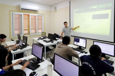 GS Nguyễn Tiến Thảo hướng dẫn làm bài thi đánh giá năng lực đạt điểm cao