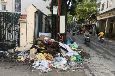 Tồn đọng rác thải trên địa bàn do Công ty Minh Quân quản lý: Urenco sẵn sàng chi viện cho quận Tây Hồ, Nam Từ Liêm