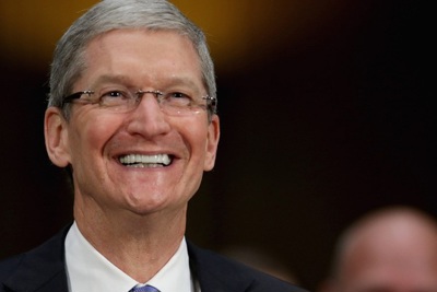 CEO Apple thành tỷ phú USD