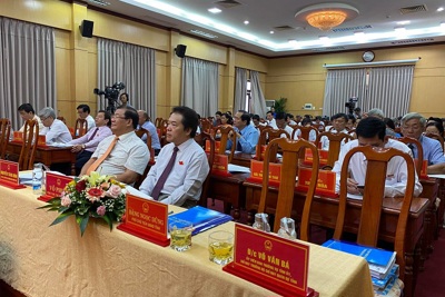 Xem xét miễn nhiệm chức vụ Chủ tịch UBND tỉnh Quảng Ngãi