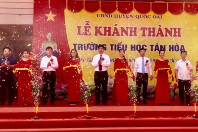 Quốc Oai: Khởi công, gắn biển công trình chào mừng Đại hội Đảng bộ huyện lần thứ XXIII