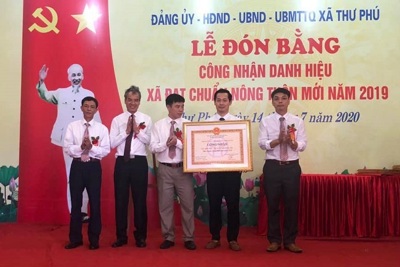 Thường Tín: Xã Thư Phú đón nhận bằng công nhận xã đạt chuẩn nông thôn mới