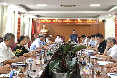 Huyện Mê Linh lấy ý kiến hoàn thiện Dự thảo Báo cáo chính trị Đại hội lần thứ XI
