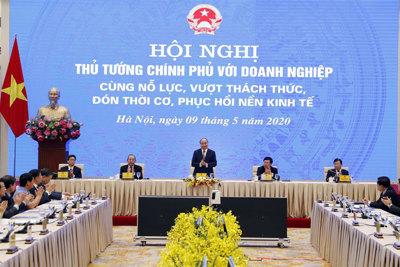 Thủ tướng Chính phủ Nguyễn Xuân Phúc: Vượt qua thách thức để đón thời cơ, phục hồi nền kinh tế