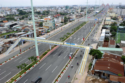 TP Hồ Chí Minh: Phân luồng, điều chỉnh giao thông trên đường Phạm Văn Đồng
