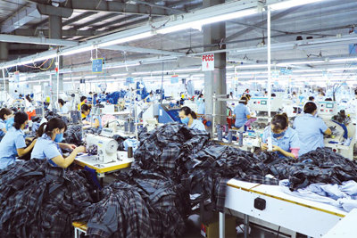 Huyện Thạch Thất: Sản xuất công nghiệp, tiểu thủ công nghiệp tăng 15,5%/năm