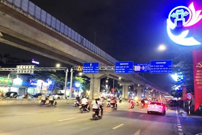 Trang trí đèn chiếu sáng tuyến đường Nguyễn Trãi: Tạo mỹ quan đô thị