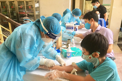 Hà Đông: Hơn 4.500 người đi từ Đà Nẵng đang được lấy mẫu xét nghiệm nhanh