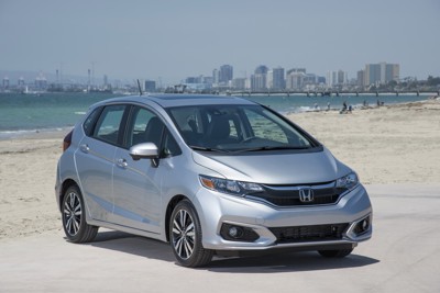 Giá xe ôtô hôm nay 13/8: Honda Jazz dao động từ 544 - 624 triệu đồng