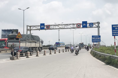 Đề xuất tổ chức lại giao thông cầu Thanh Trì, hạ tốc độ ô tô tối đa còn 60km/giờ
