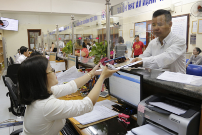 Chật vật cân đối ngân sách