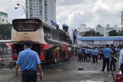 TP Hồ Chí Minh: Cháy xe khách giường nằm trong Bến xe miền Đông