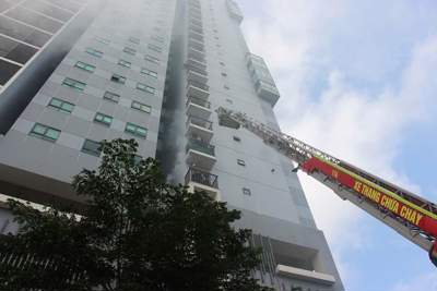 Hà Nội: Cháy giả định tại tòa nhà cao tầng khiến 6 người mắc kẹt