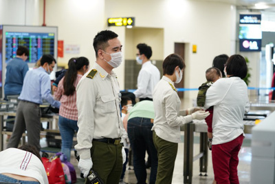 Vận chuyển hành khách nội địa tại sân bay Nội Bài đã phục hồi hoàn toàn