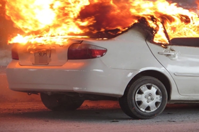 [Thông tin 114] Cách xử lý khi ô tô bị cháy