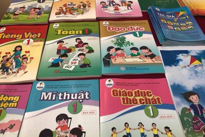 GS.TS Phạm Tất Dong: Hội đồng thẩm định phải chịu trách nhiệm về “sạn” sách Tiếng Việt 1 của nhóm Cánh Diều