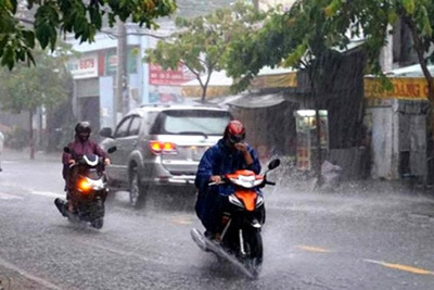 Thời tiết hôm nay 17/8: Các tỉnh miền Bắc và Hà Nội tiếp tục mưa lớn và dông