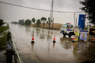 Hà Tĩnh: Nước lũ tiếp tục dâng cao, quốc lộ 1A có điểm ngập sâu cả mét