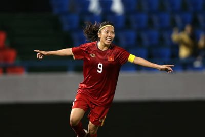 Cô gái vàng bóng đá Việt Nam chia sẻ về bàn thắng lịch sử vào lưới đội tuyển Australia