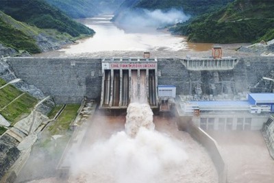 Thủy điện Lai Châu đang mở 3 cửa xả lũ